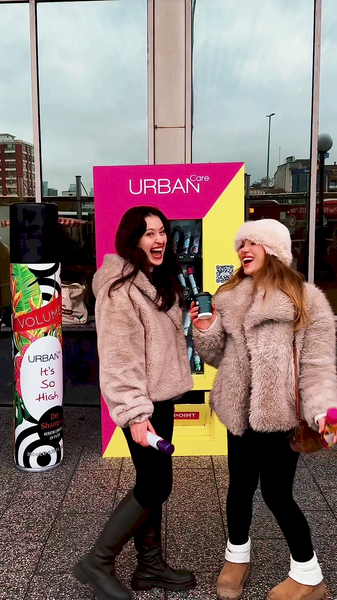 Interactive Vending Machine, Etkileşimli Otomat Kirala - Misafir Deneyimi 3