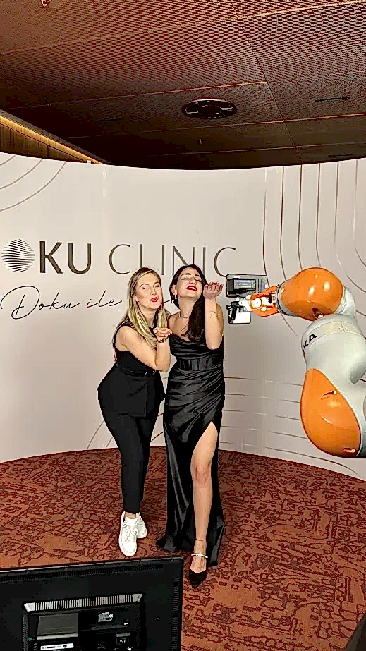 Glambot - Guest Experience 13