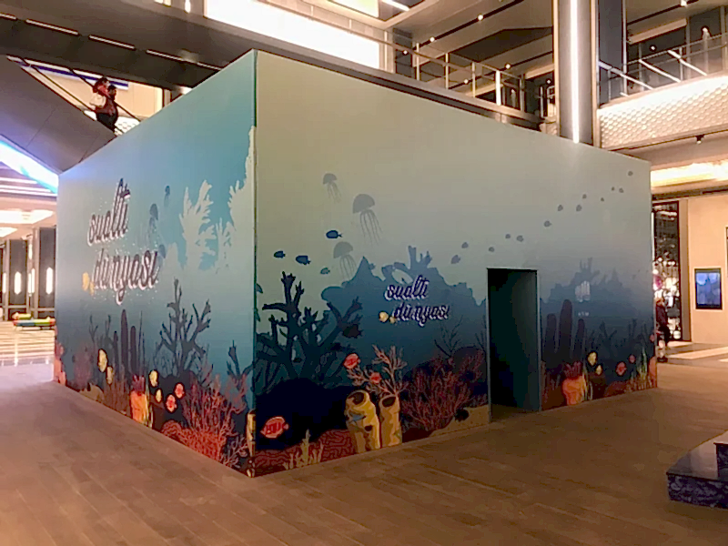 IST Marina Mall Interactive Aquarium - Brand Activation 4