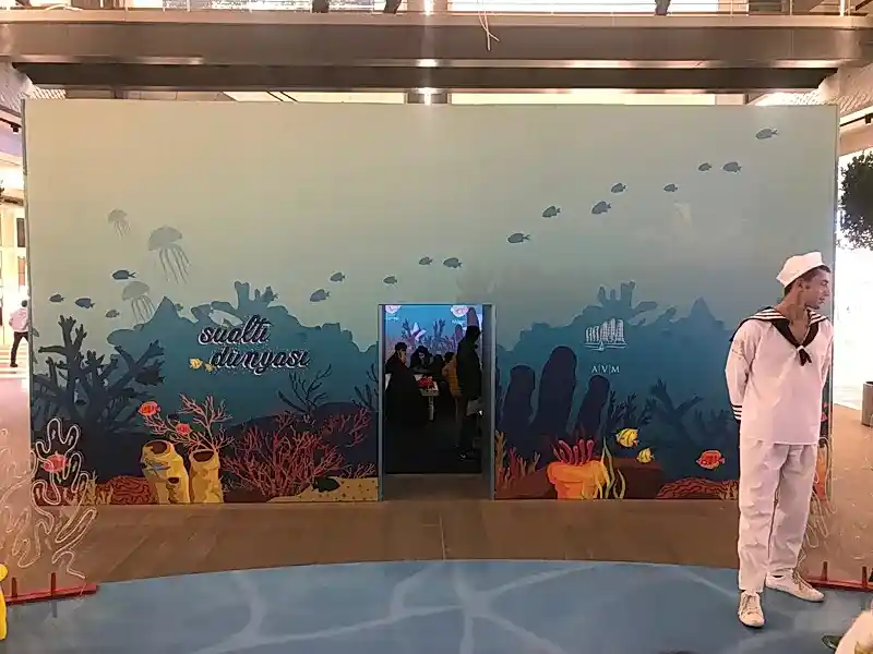 IST Marina Mall Interactive Aquarium - Event Photo 5